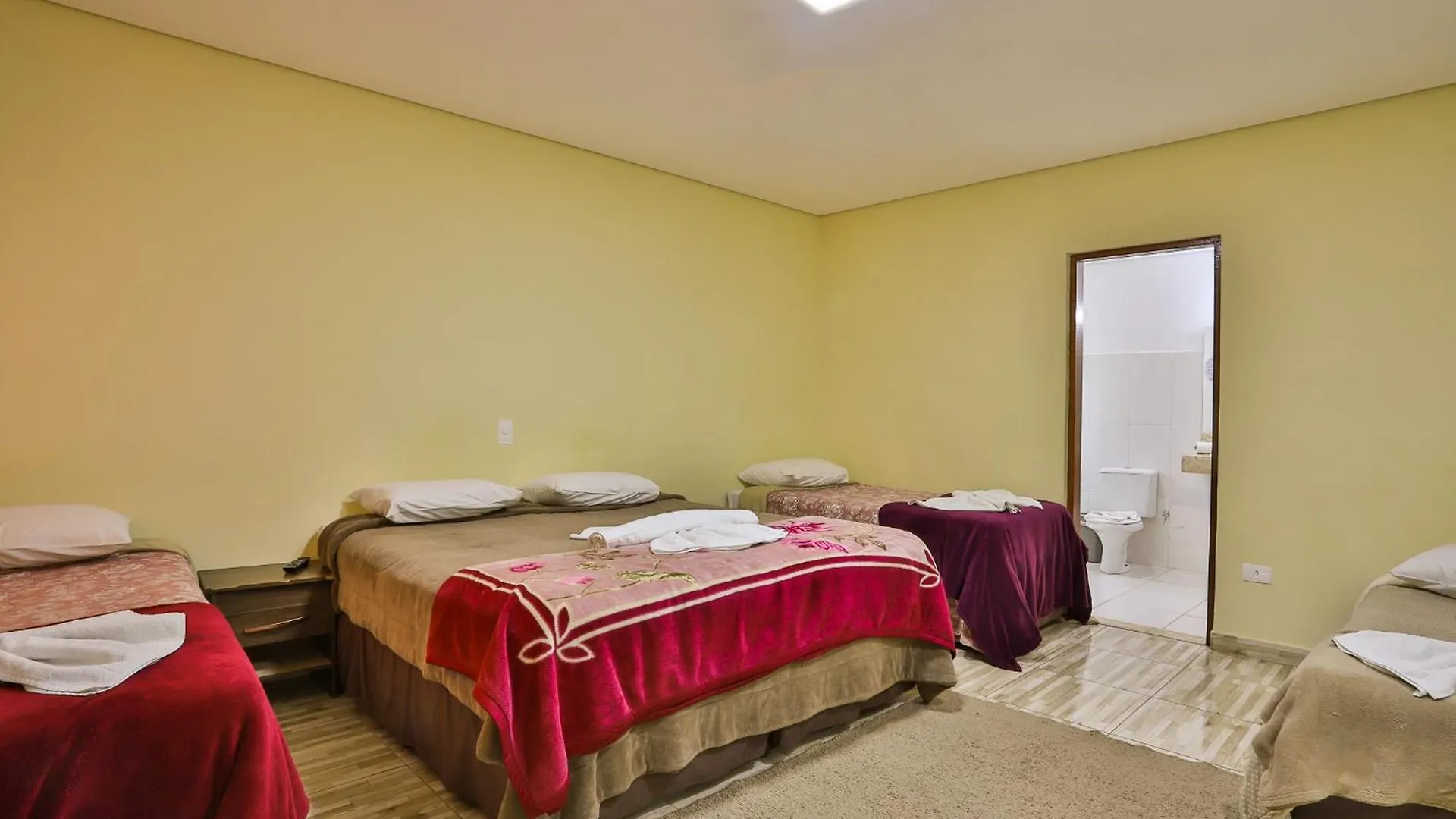Villaggio Di Roma Suites Campos do Jordão 0*,  巴西